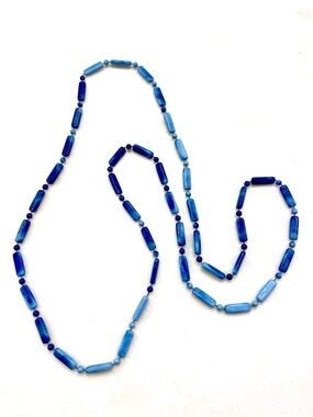 Blue Beaded Long Necklace - Elegant Gradient Style